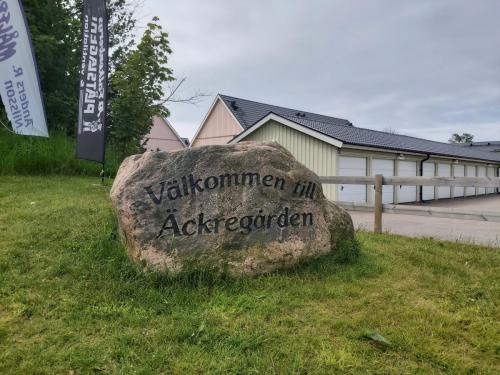 Välkommen till äckregården